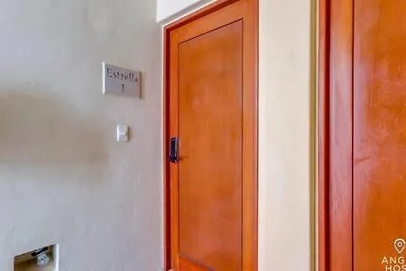 Pool, Gazebo, Parking, 2 Blocks To Beach & 5Th Ave Apartment Playa del Carmen 0*,